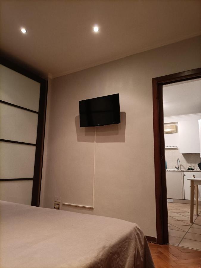 Domus Vacanze Romane Bagian luar foto