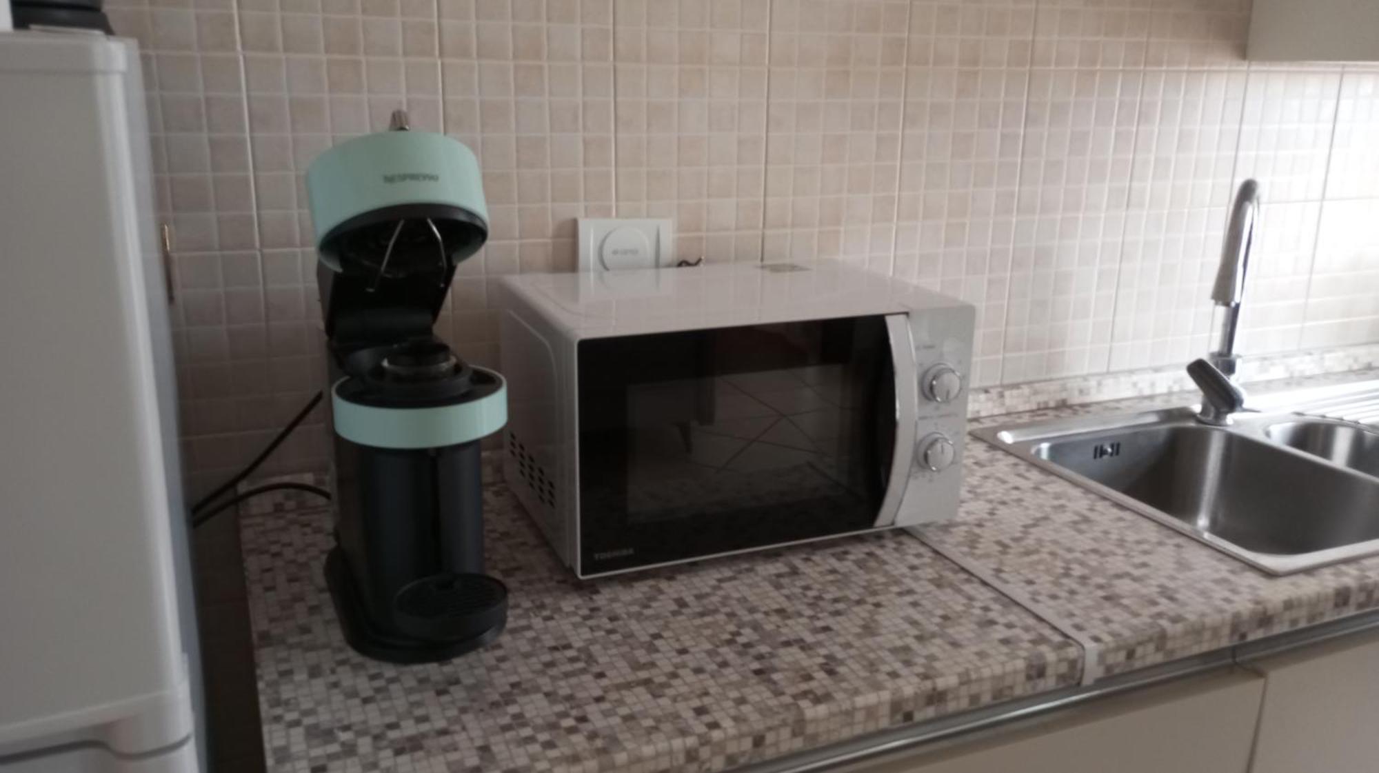 Domus Vacanze Romane Bagian luar foto